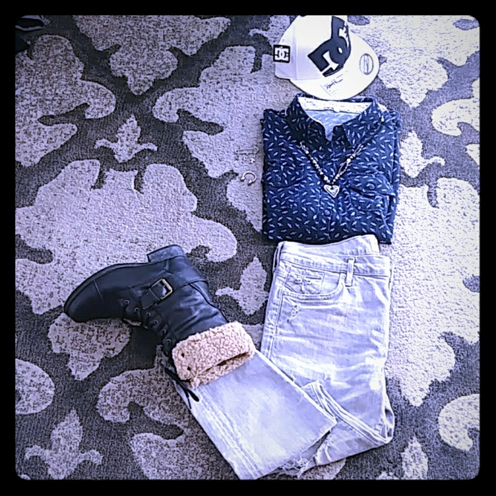 Look for Induvidual shirt shoes jeans and jewelry